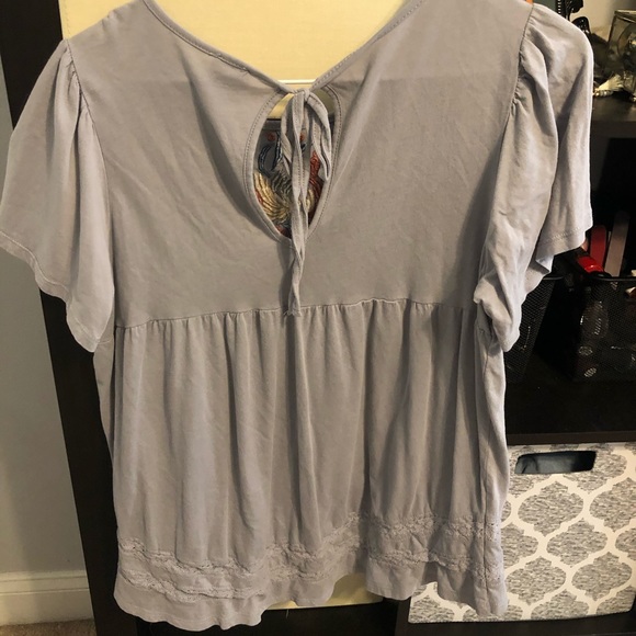 T Shirt - Picture 2 of 2